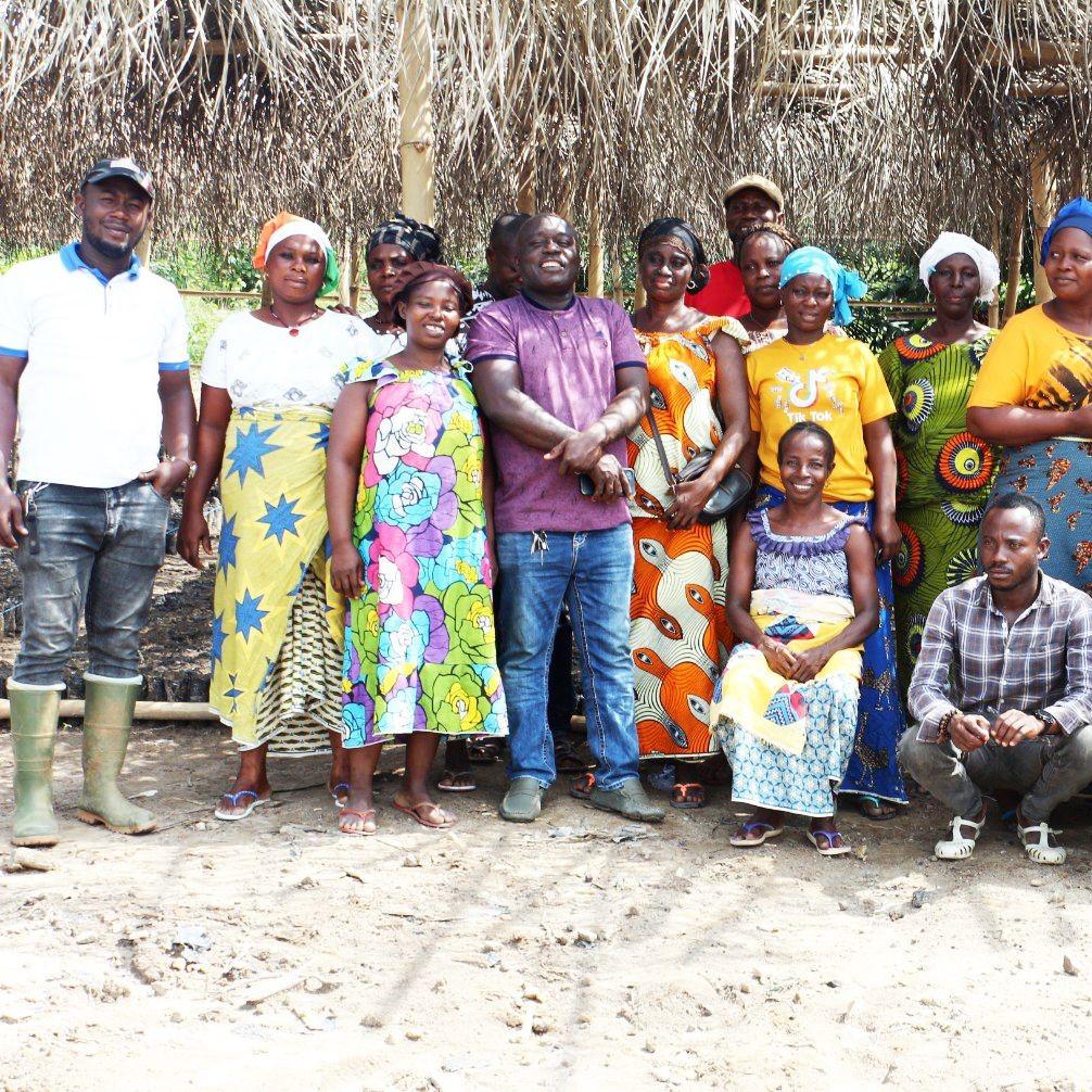 Resilience Cacaoyère Et Developpement Communautaire Chez Uprad