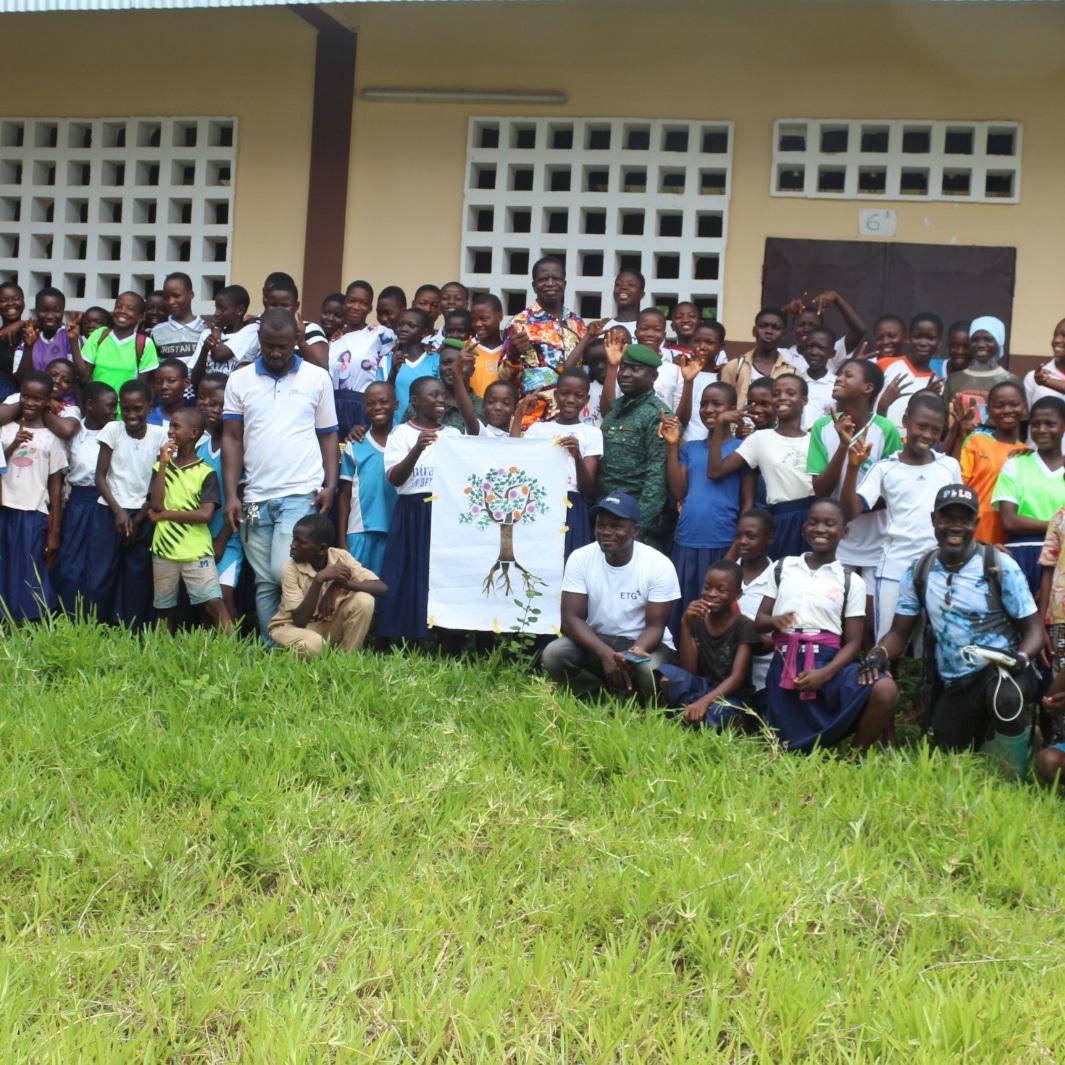 Resilience Cacaoyère Et Developpement Communautaire Chez Uprad